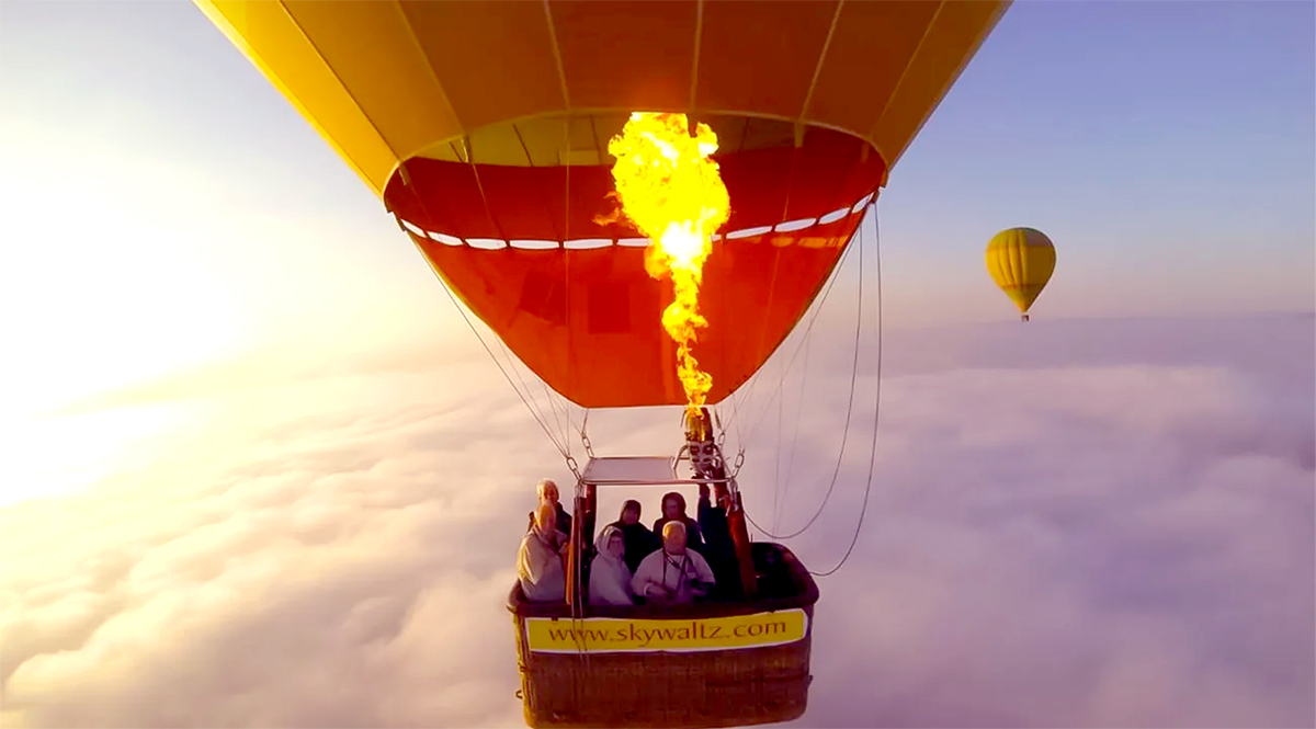 Hot air balloon crashes in Brazil; eight dead
